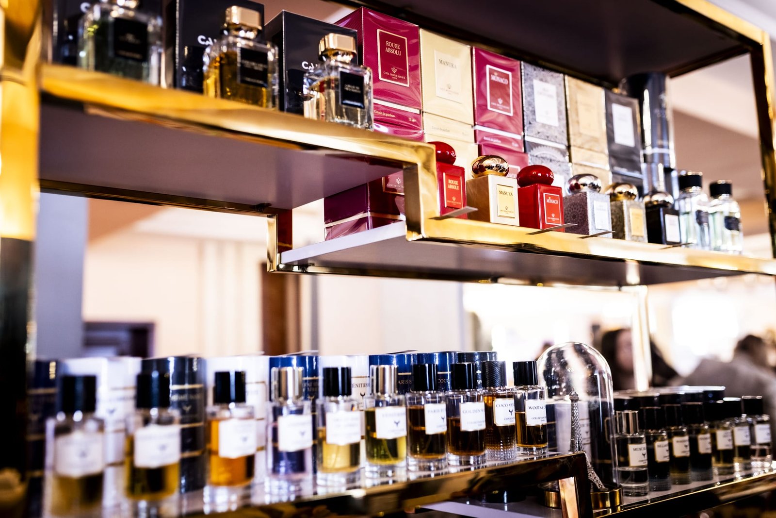 Designerski bar perfumeryjny na weselu